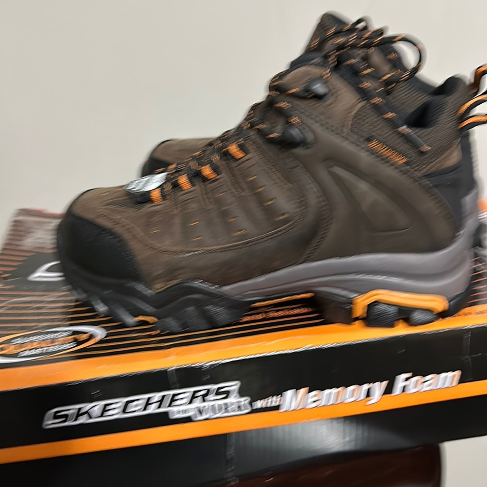 Skechers steel toe work boots